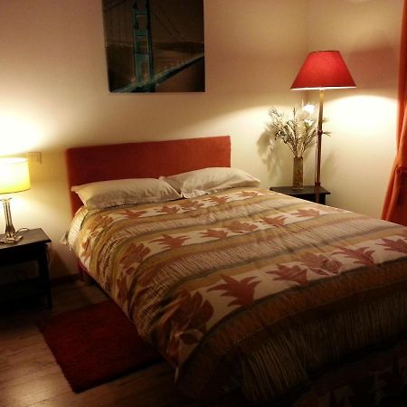 סאל Chambre Privee Badet מראה חיצוני תמונה