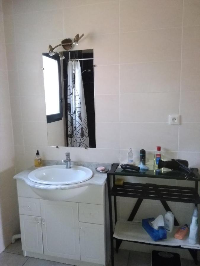סאל Chambre Privee Badet מראה חיצוני תמונה