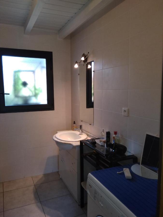 סאל Chambre Privee Badet מראה חיצוני תמונה